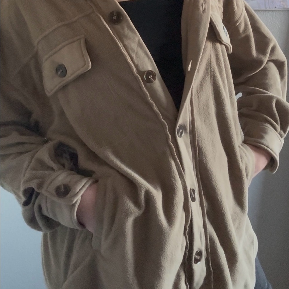 LA MIEL Women's Tan Button-Up Shirt Jacket